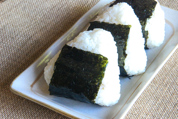 Onigiri: Rice ball that bursts with flavors!